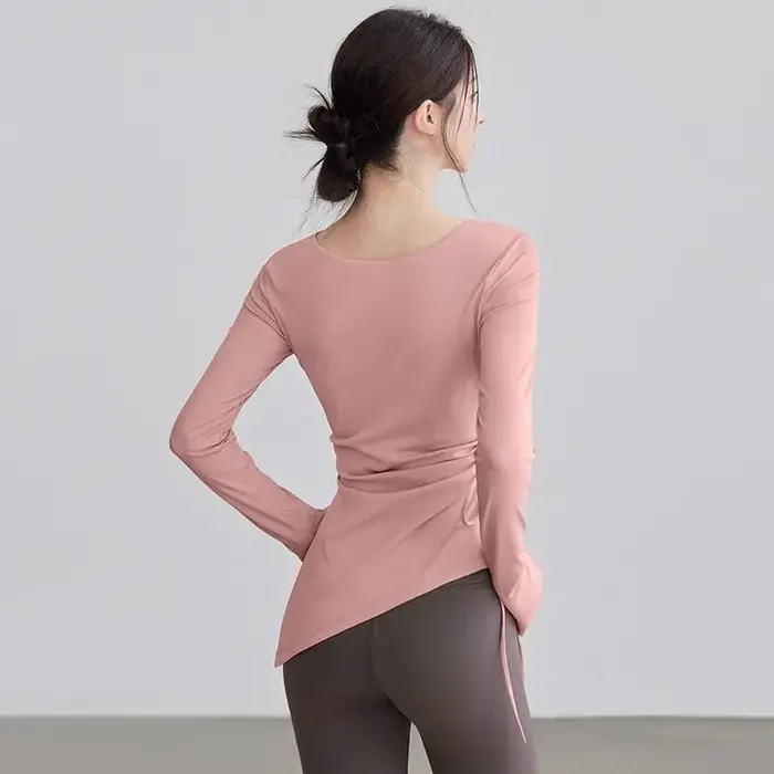Vêtements de yoga avec coussinets de poitrine