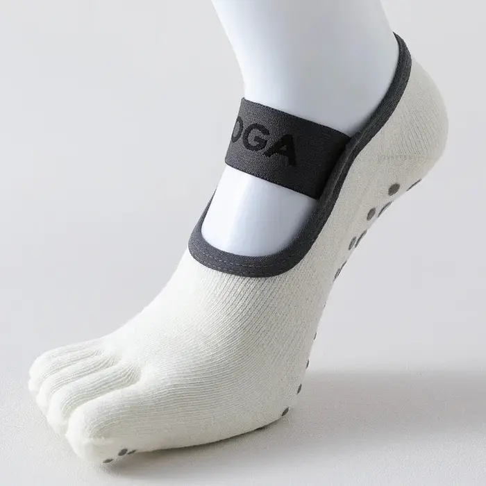 Chaussettes Pilates antidérapantes avec 5 orteils pour femme