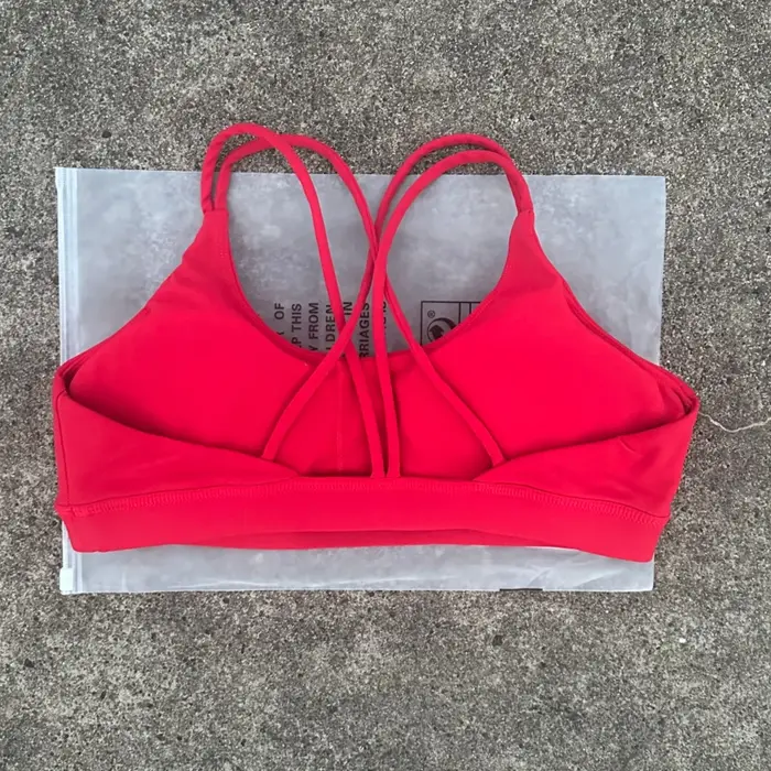 Couleur unie haute résistance Gym sous-vêtements Yoga croix femmes Fitness Sport soutien-gorge haut antichoc athlétique