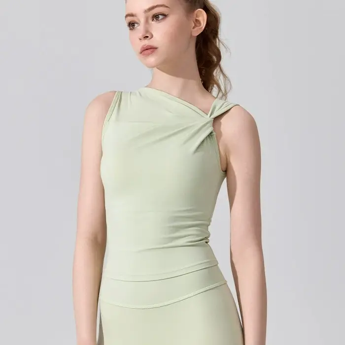 Gilet de yoga au design asymétrique pour femmes