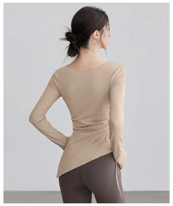 Vêtements de yoga avec coussinets de poitrine