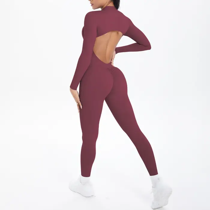 Combinaison de sport dos en V