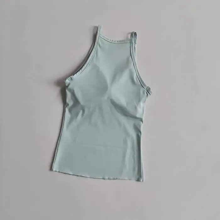 Débardeur de yoga effet seconde peau avec fentes latérales, coussinets intégrés, sans manches, respi