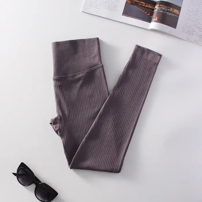 Leggings longs de yoga pour femmes, peuvent être portées en toutes saisons, taille haute, sans coutu