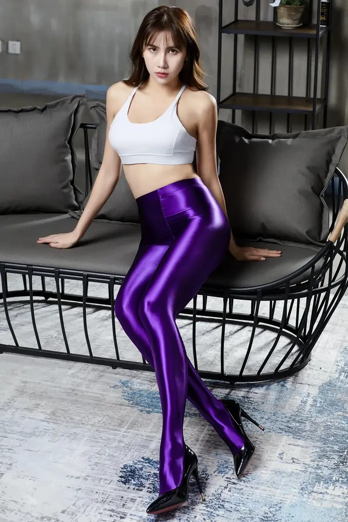 Pantalons de yoga de sport collants opaques lisses en satin collants brillants bas de soie sexy legg