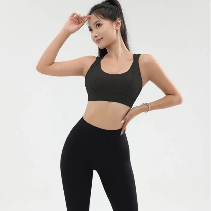 Soutien-gorge de sport respirant avec dos croisé pour femme