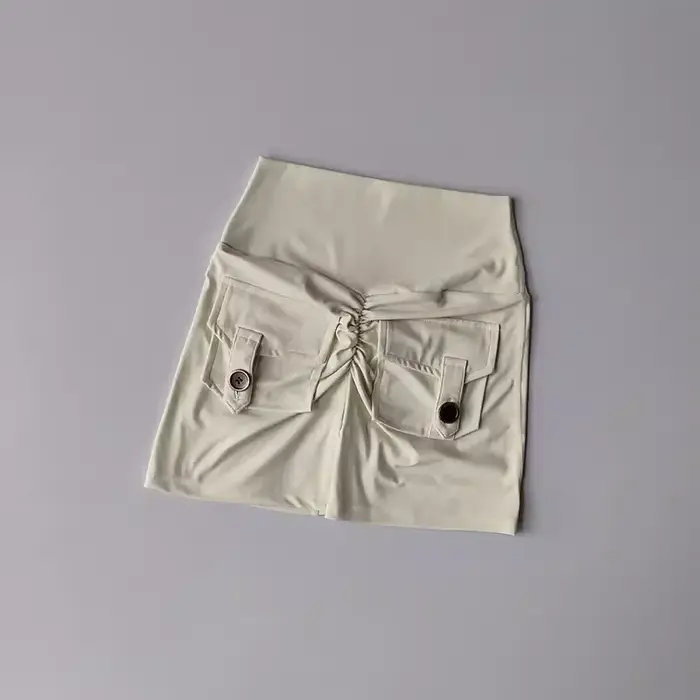 Shorts de yoga taille haute avec poches pour femmes