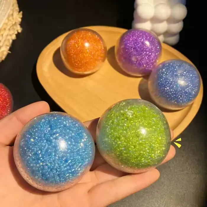 Balle anti-stress colorée et portable