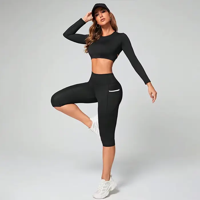 Pantalons de yoga taille haute Leggings capri avec poches pour femmes Leggings capri d'entraînement