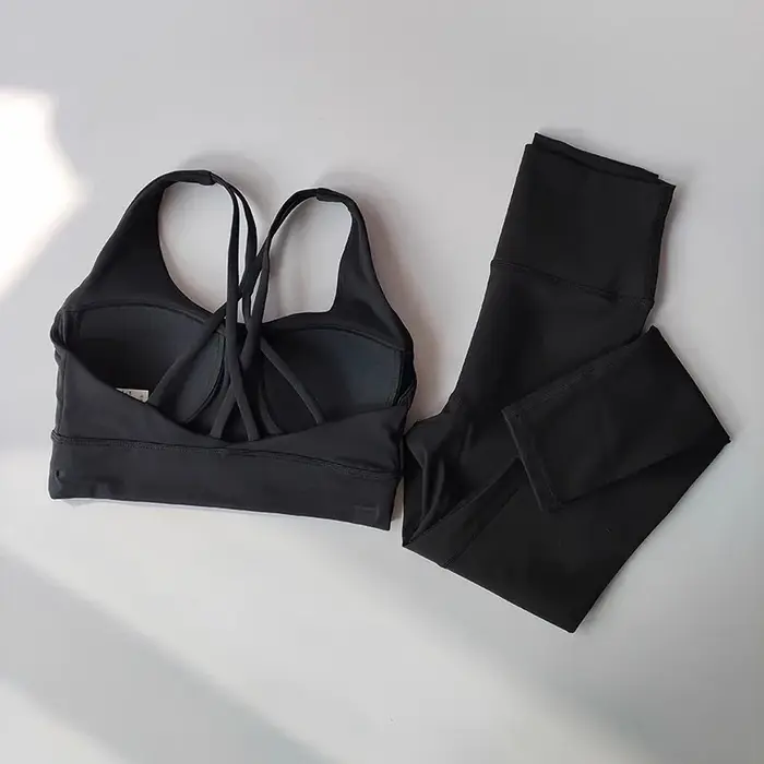 Ensemble de yoga respirant pour femmes