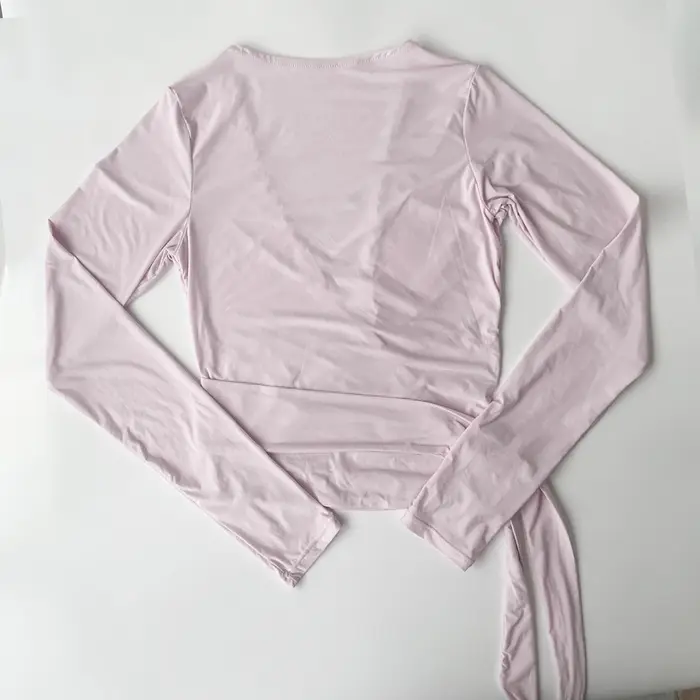 Haut court croisé CSB 2026 pour l'été – T-shirt de yoga à manches longues