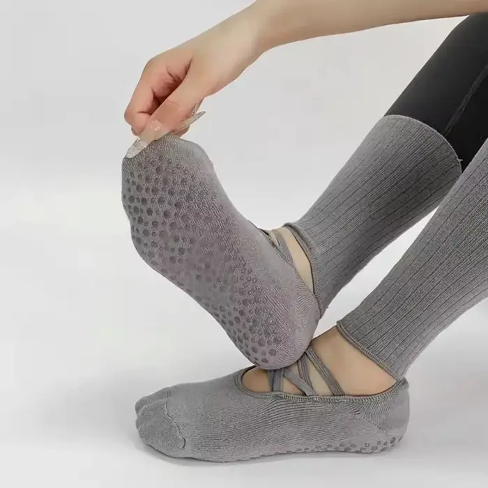 Chaussettes de Pilates respirantes antidérapantes à tube moyen