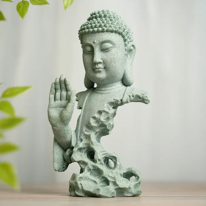 Statue de bouddha pour la méditation domestique