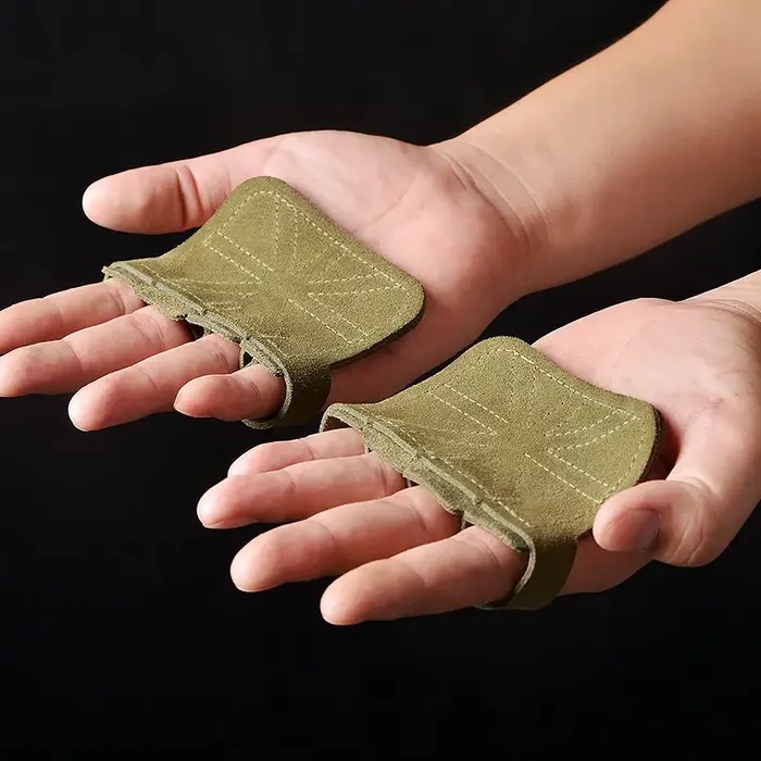 Gants d'entraînement d'haltérophilie en cuir Protection de la paume femmes hommes Fitness sport poignées de gymnastique