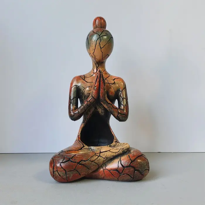 Statue de méditation en résine, une pièce de décoration intérieure unique qui apporte la tranquillit