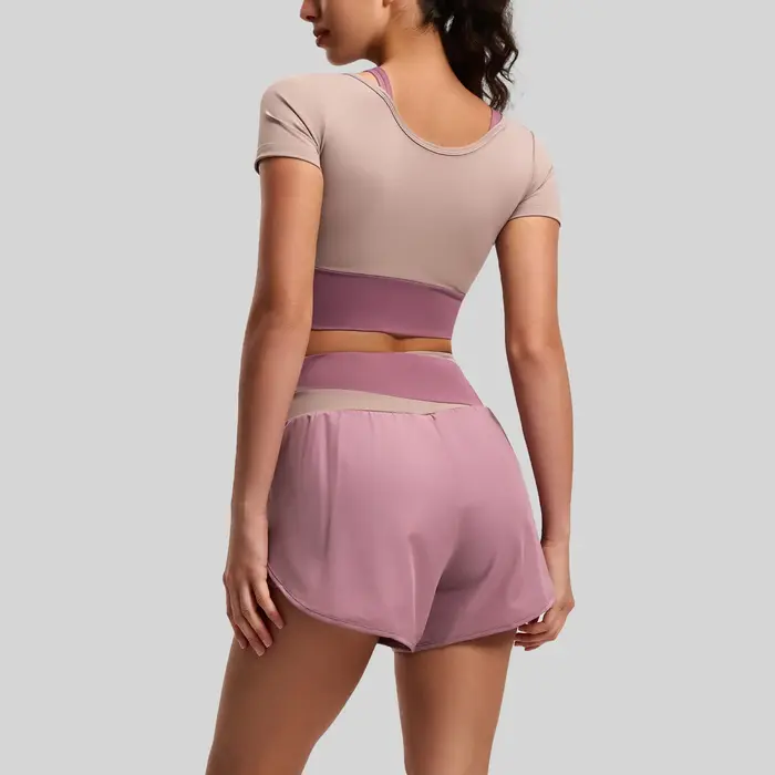 Tenue de sport yoga pour femme