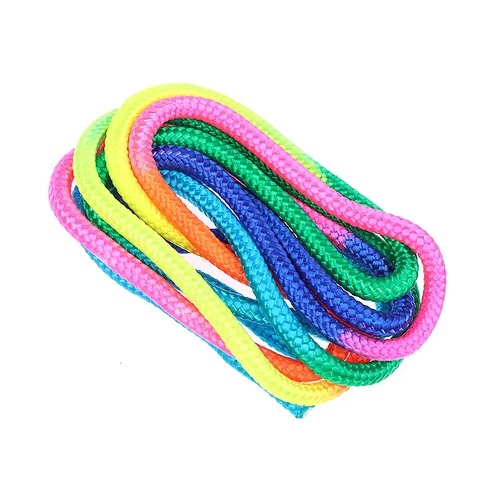 Corde de gymnastique artistique