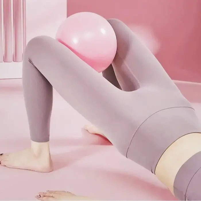 Nouveau ballon de Pilates compact de 9