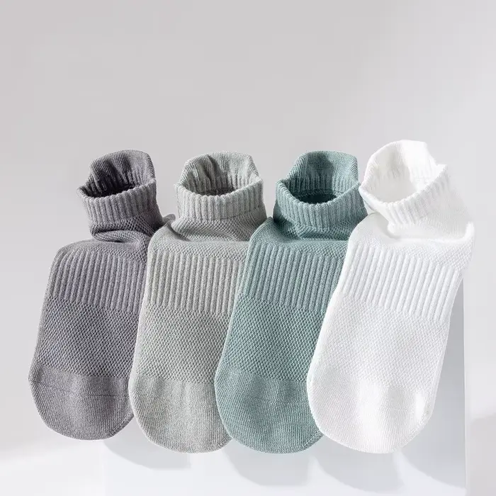 Chaussettes de Yoga hommes coton mince Silicone poignée antidérapante Pilates chaussette à cheville basse