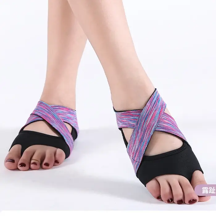 Chaussures de Yoga professionnelles pour femmes, chaussettes de gymnastique, souples et antidérapant