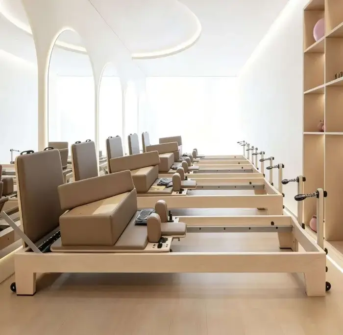 Prix d'usine, Reformer Pilates en bois de haute qualité pour la maison et le studio de fitness, équi